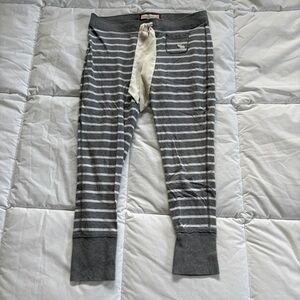 Stripped Abercrombie Capri’s Size Large